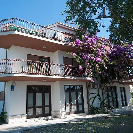 Apartament Rino